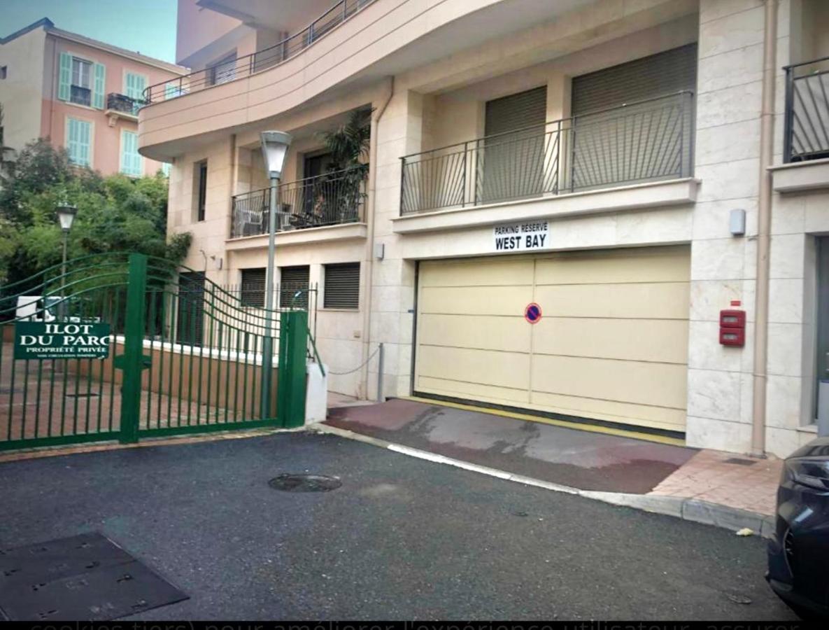Seaviews By Jenni Menton, La Suite, Superbe Front De Mer, Top Emplacement Avec Terrasse Et Parking! 外观 照片