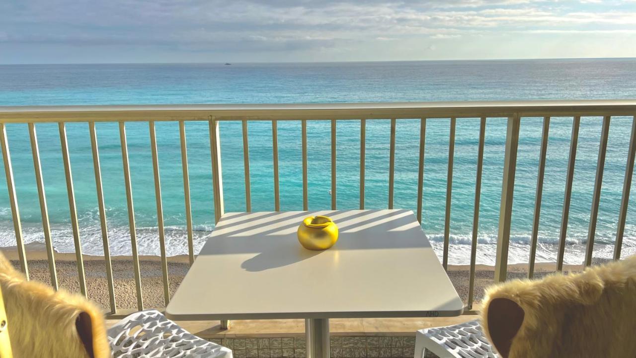Seaviews By Jenni Menton, La Suite, Superbe Front De Mer, Top Emplacement Avec Terrasse Et Parking! 外观 照片