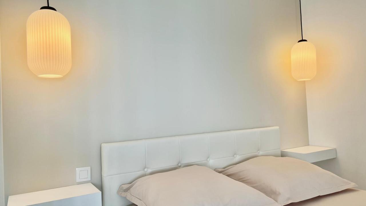 Seaviews By Jenni Menton, La Suite, Superbe Front De Mer, Top Emplacement Avec Terrasse Et Parking! 外观 照片